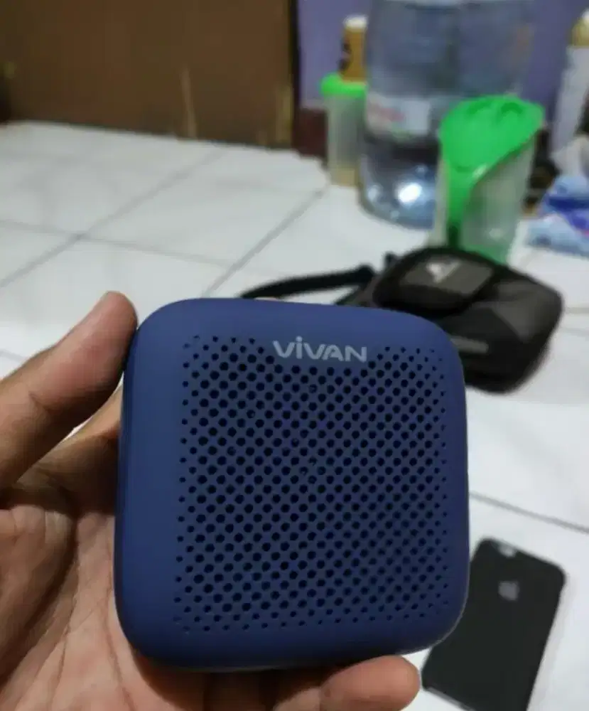 Speaker Bluetooth VIVAN original bekas