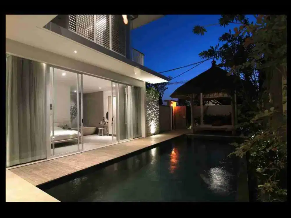 Villa Luxury 300 Meter ke Pantai Petitenget Seminyak - Thumbnail 8