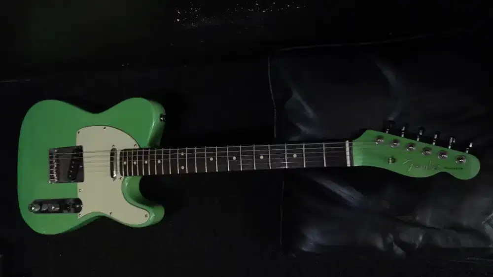 Gitar elektrik fender telecaster