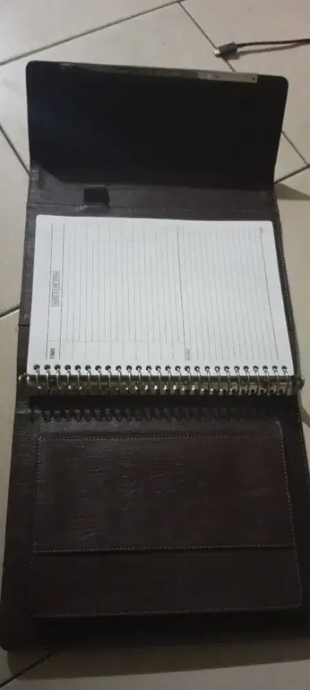 Buku agenda merk RADOS