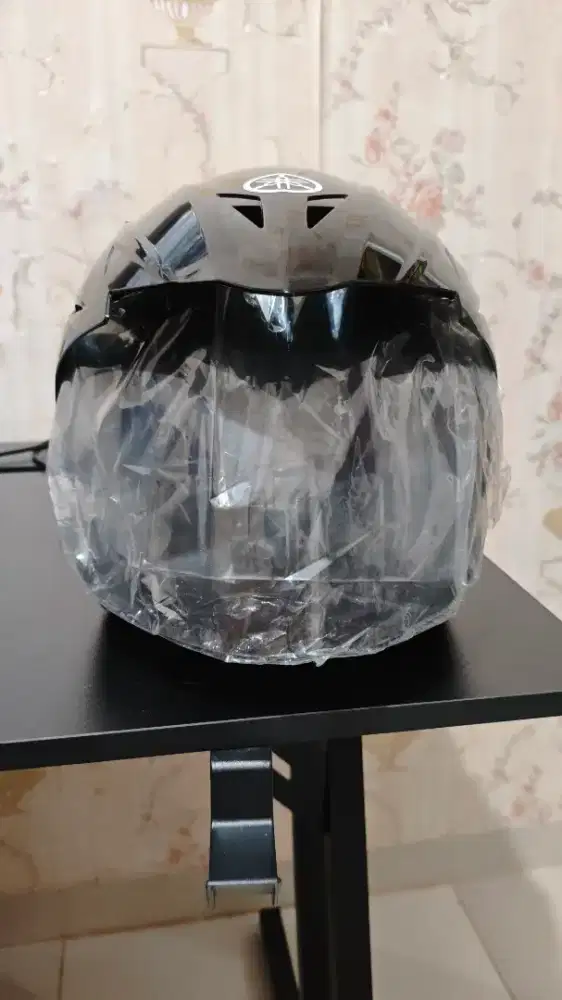 Helm yamaha maxi aerox