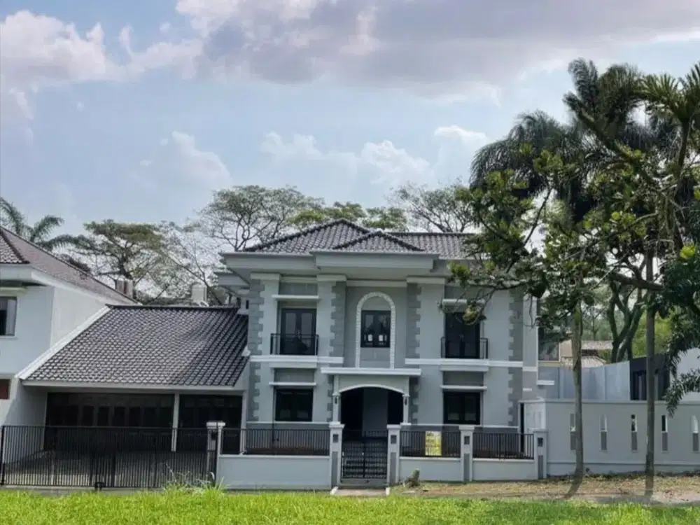 Turun Harga 300 Juta! Rumah Mewah Halaman Luas di Citragran Cibubur - SHM