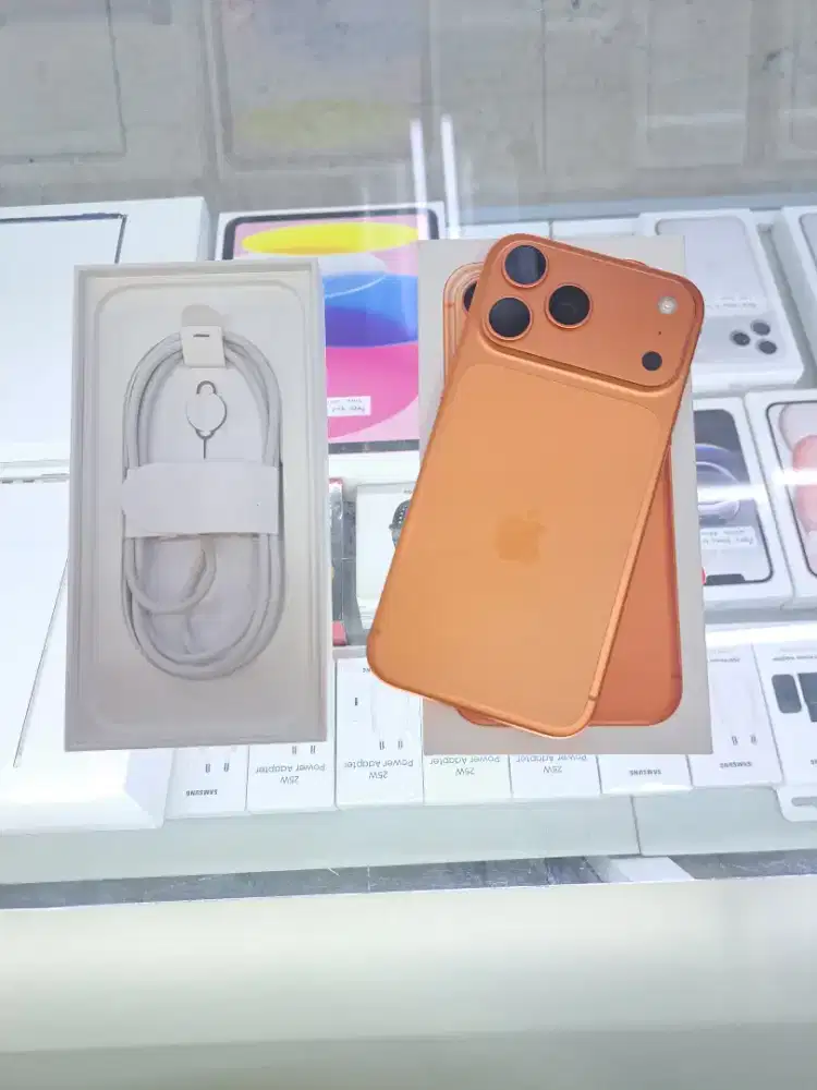 Second IPhone 17 Pro Max 256GB Orange IBOX ON Mulus Fullset Nego
