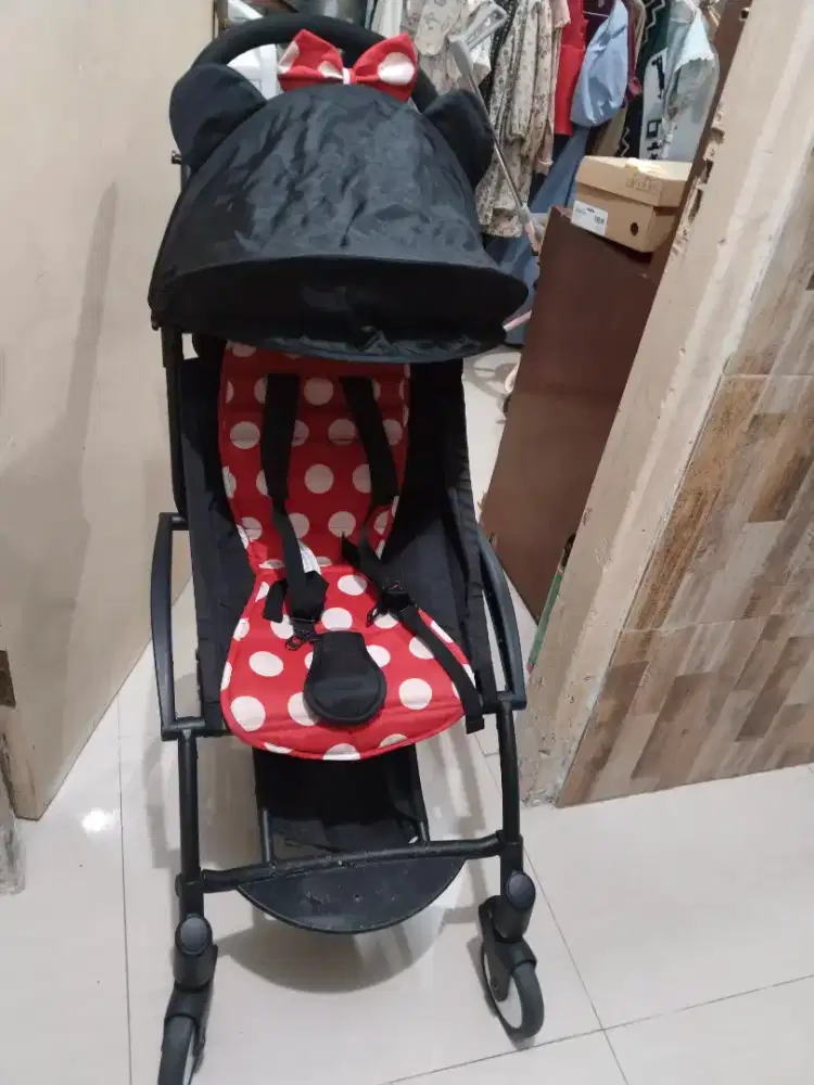 Stroller Bayi Lipat Ringkas Kondisi Mulus Siap Pakai