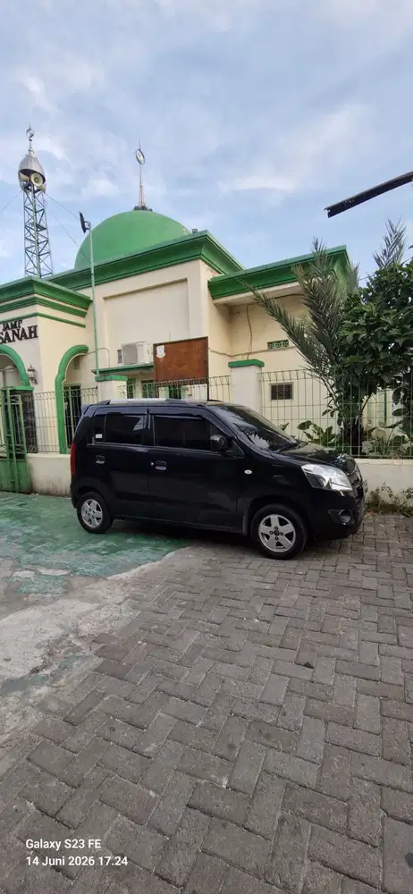 Jual suzuki wagon R tahun 2014