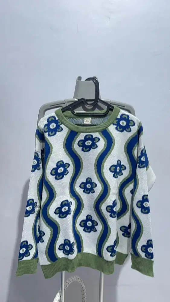 Sweater by Bertjorak
