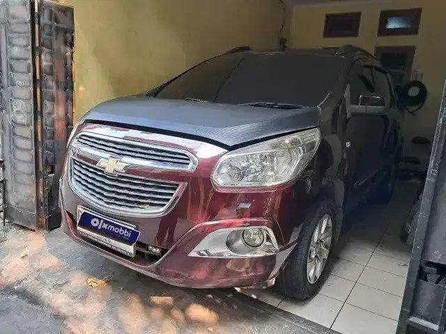 DP RENDAH - Chevrolet Spin 1.5 LTZ Bensin-AT 2013