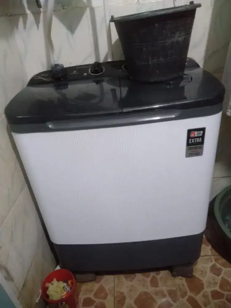 Mesin cuci merk Sanken