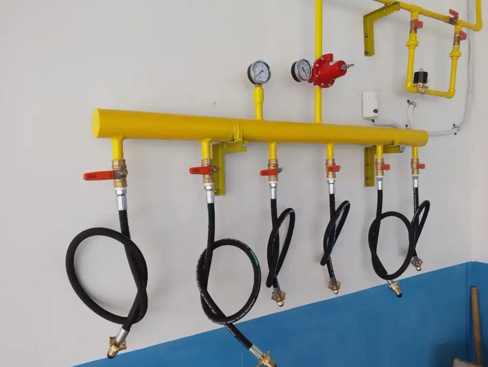 Jasa Welding, Instalasi pipa gas, Tralis, service kompor, kitchen set