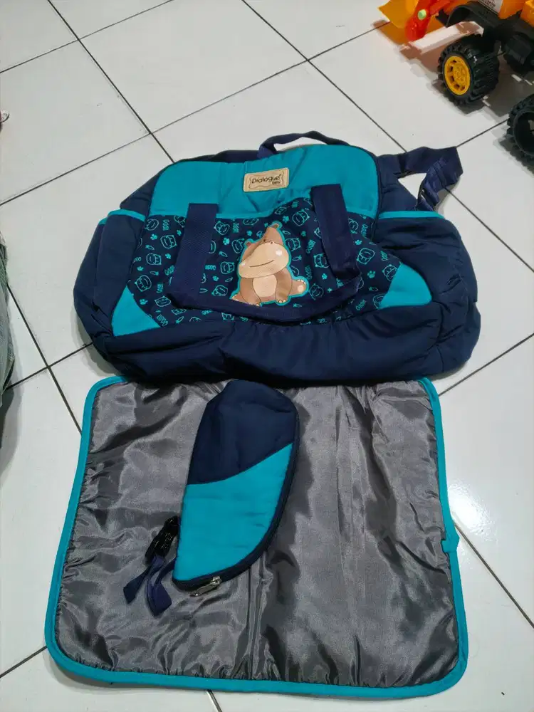 Tas Bayi merek dialogue baby