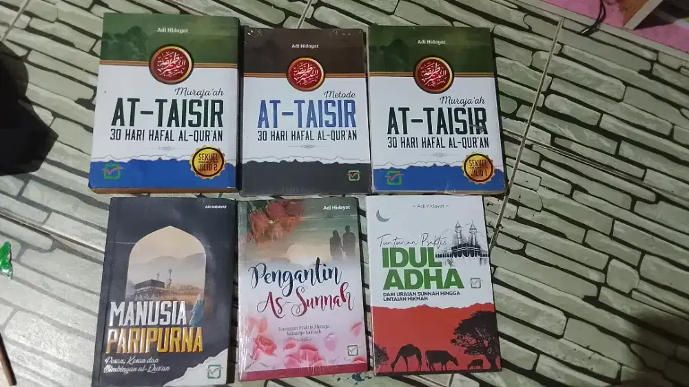 BUKU ADI HIDAYAT