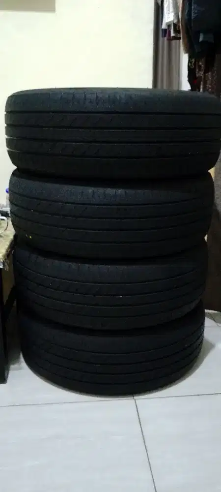 TOYO TIRES PROXES R60 205/55R17