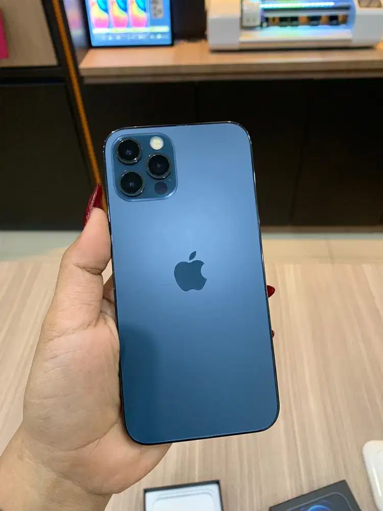 Iphone 12pro 256 bc