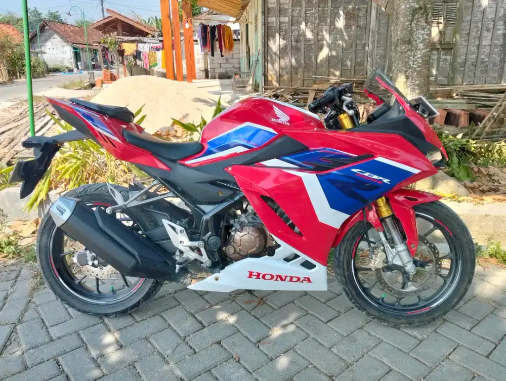 Cbr150r 2022  nyess