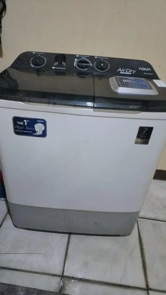 Mesin Cuci 2 Tabung AQUA 8 Kg QW-860XT