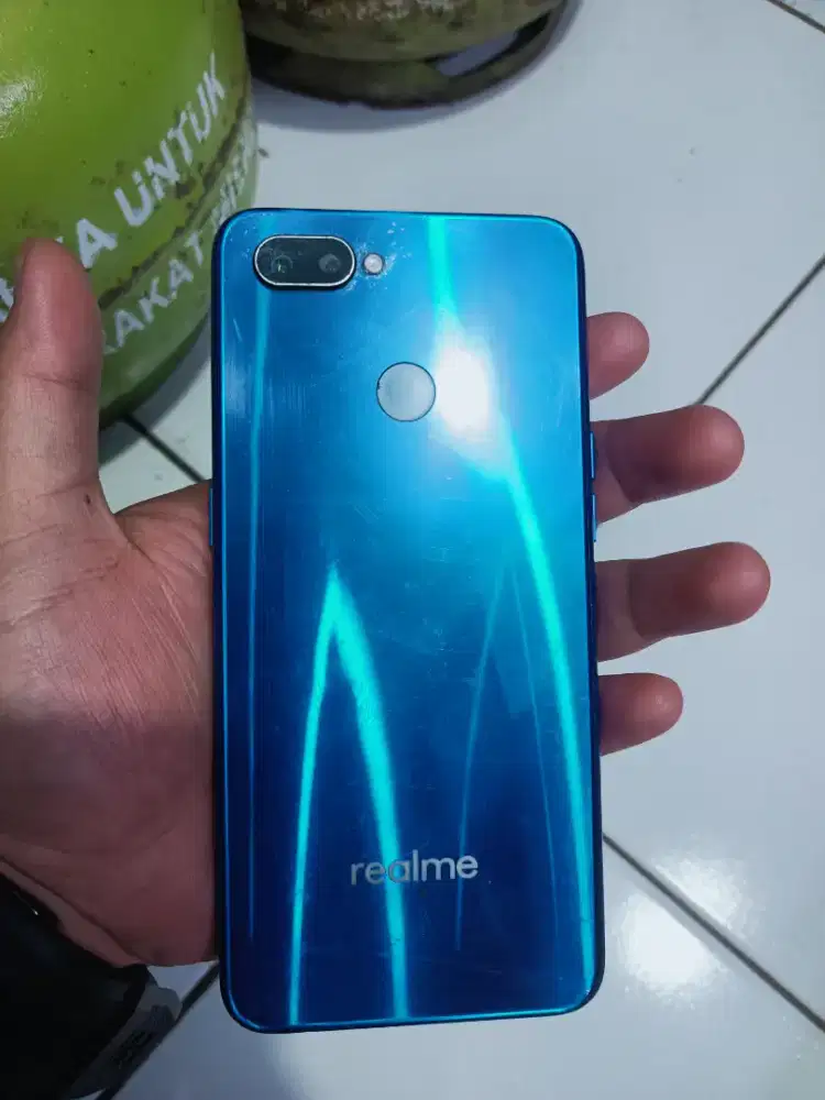 Realme 2 Pro Batangan Mulus – Performa Kencang Snapdragon 660