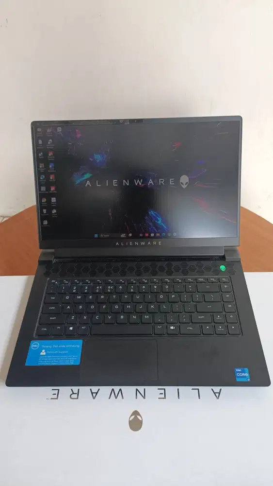 Dell Alienware M15 R6 Intel Core i7-11800H RAM 16GB DDR4 SSD NVME 512G