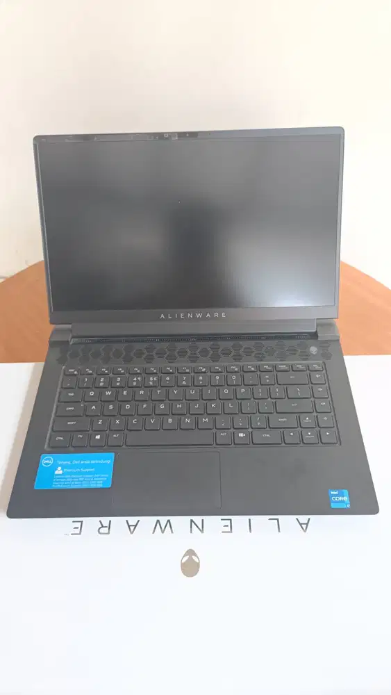 Dell Alienware M15 R6 Intel Core i7-11800H RAM 16GB DDR4 SSD NVME 512G