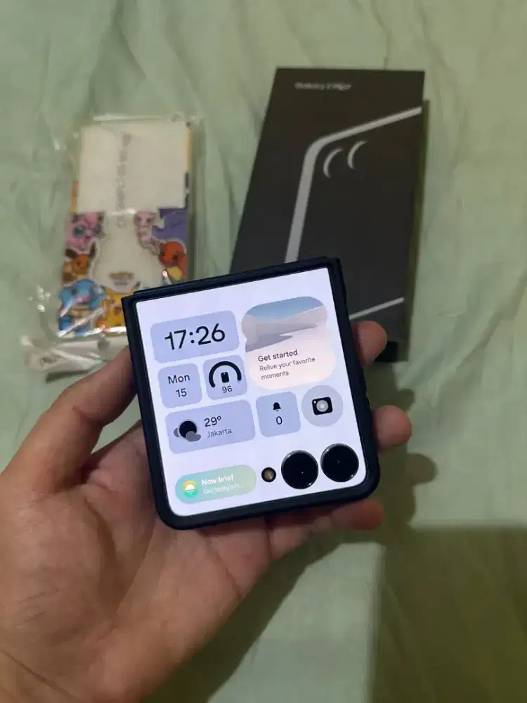SAMSUNG Z FLIP 7 12GB RAM 512GB MEMORI