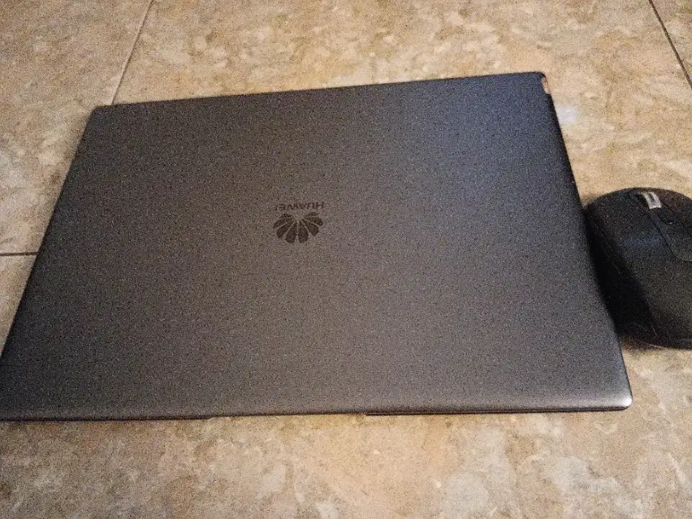 Laptop Huawei Mateboox X