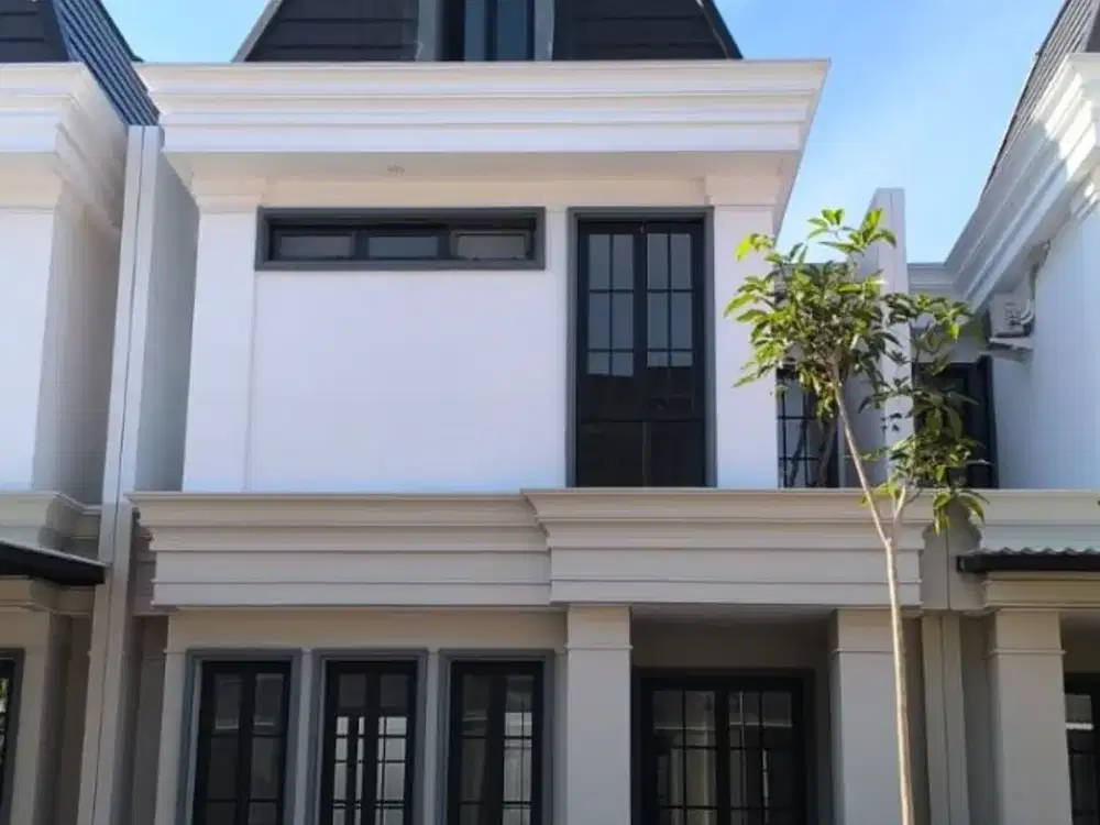 Rumah siap huni di cluster White Houe, Dian Istana, Surabaya Barat