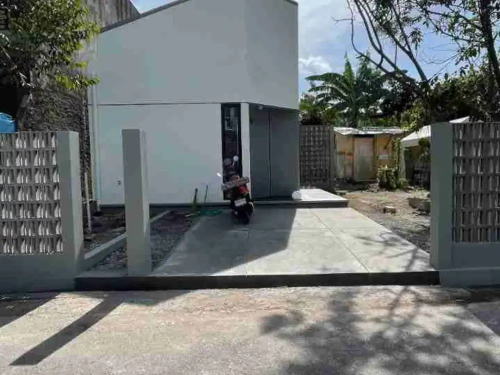 Antapani Rumah dengan Tanah Luas siap Huni