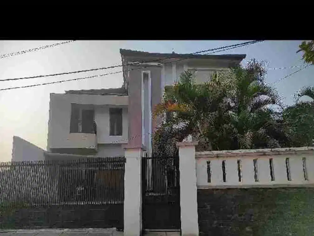 Rumah Mewah Kemang Pratama 2 Bekasi, LT 455 m2, LB 421 m2, 4+1 KT, Garasi 4 Mobil, Harga 3,9 M