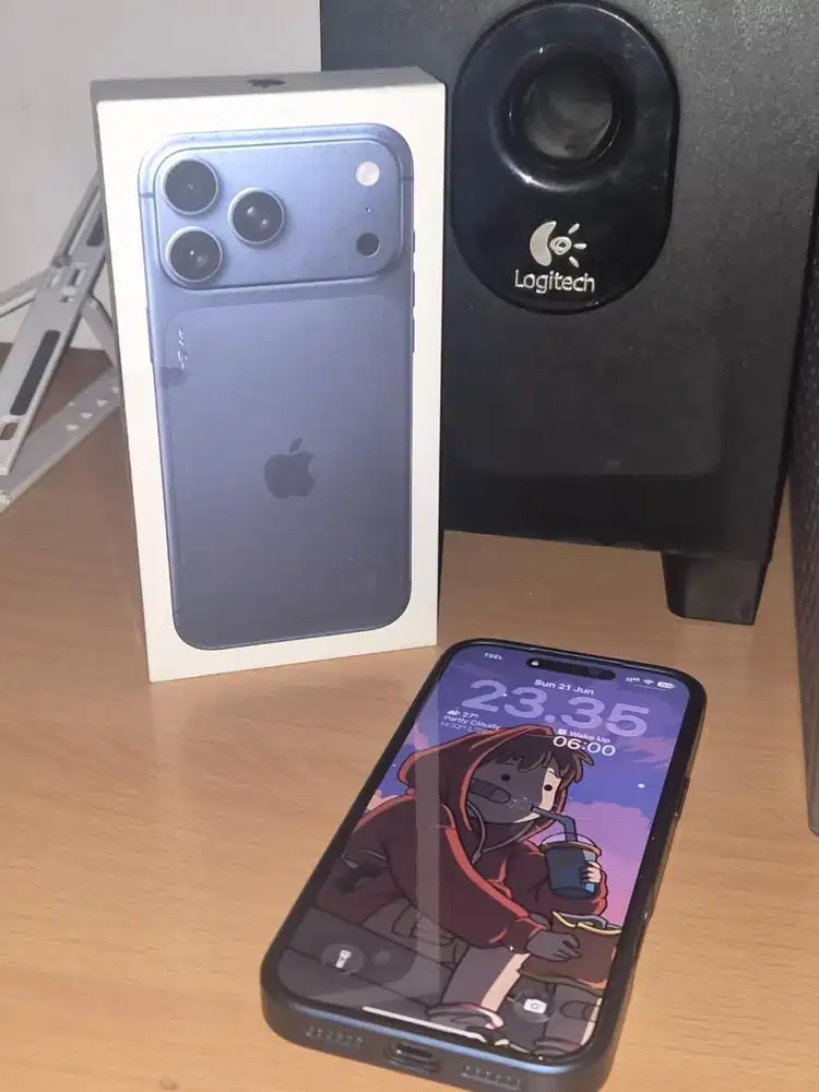 Apple iPhone 17 Pro Max 256GB Blue Titanium Like New iBox