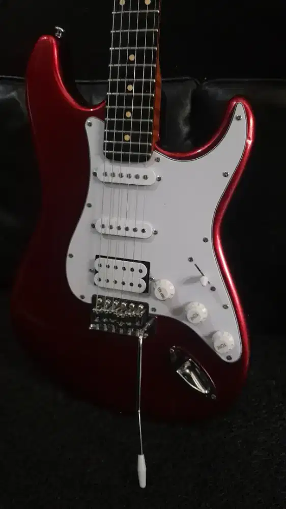 Gitar elektrik fender stratocaster