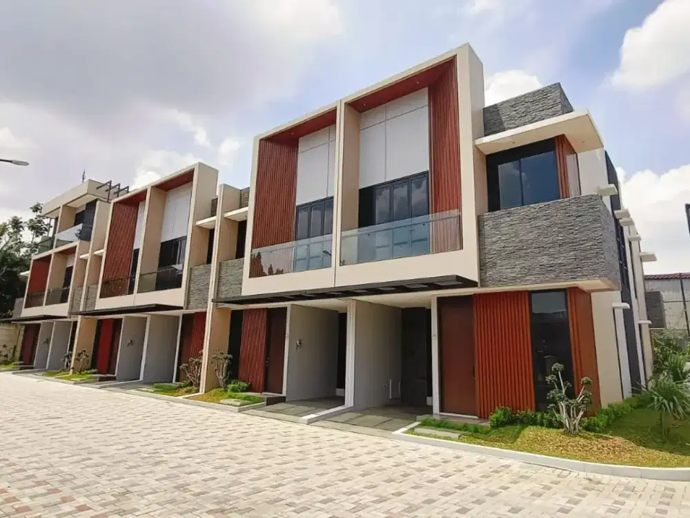 Rumah Siap Huni di Meruya Selatan Jakarta Barat