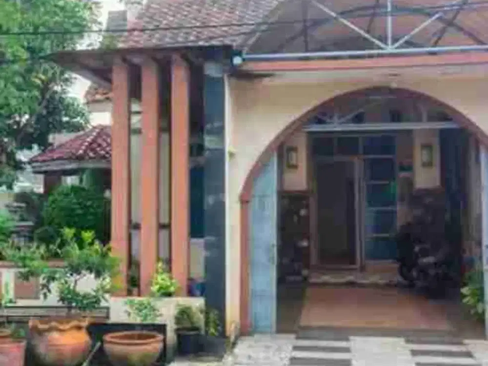 Rumah Hook 2 Lantai Vila Dago Pamulang Tangerang Selatan