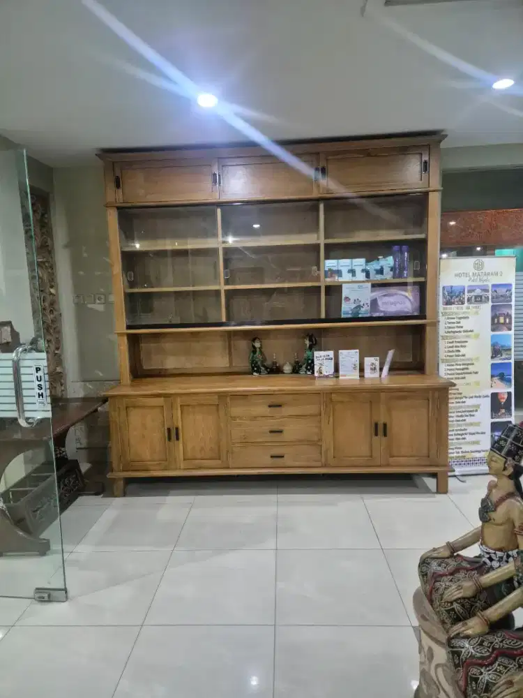 Lemari buffet JATI