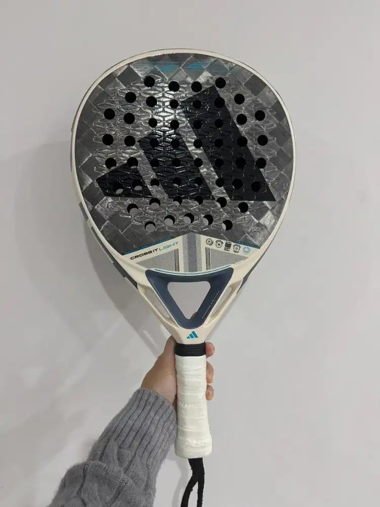 Raket padel adidas cross it light martita ortega 2025
