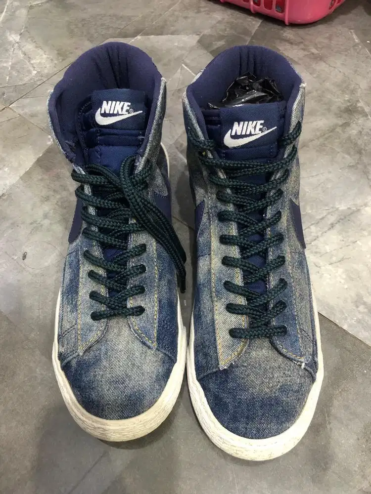 Nike denim jeans size 39