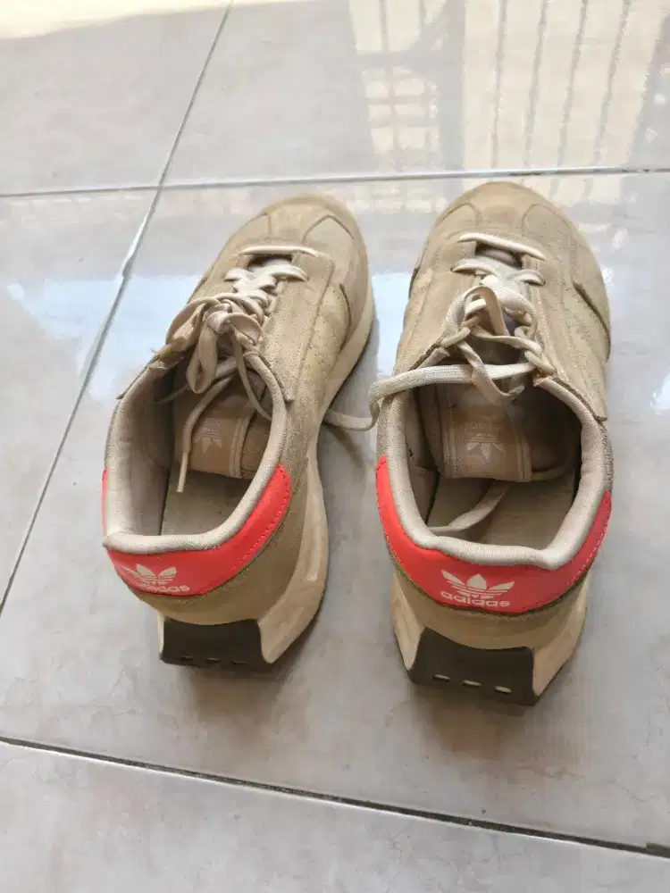 Sepatu Adidas Original Size 42