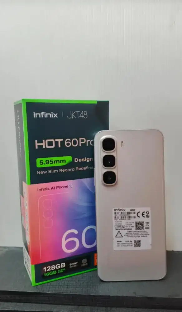 Infinix hot 60 pro + 8/128 like new