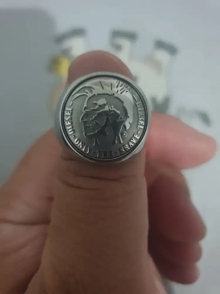 Cincin Diesel titanium