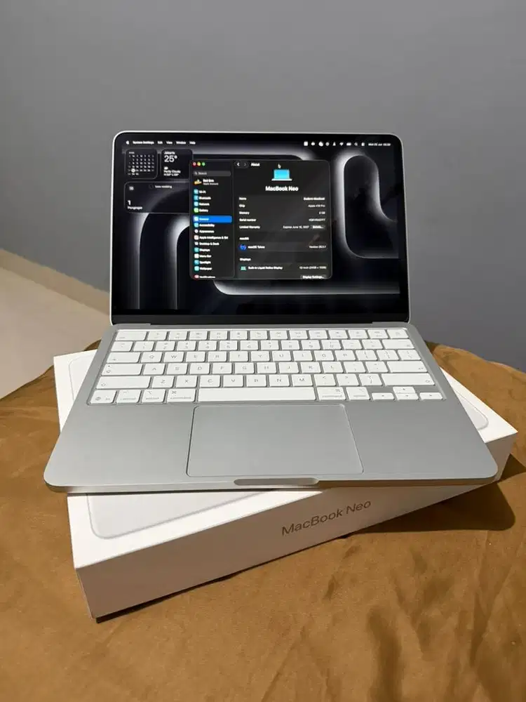 MacBook Neo 8/256 Silver Garansi Resmi Sampai 10 Juni 2027