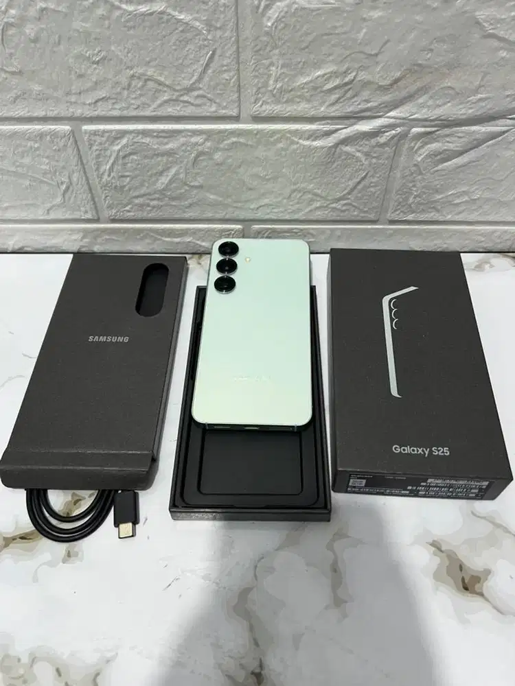 SAMSUNG S25 BASIC RAM 12/256GB RESMI SEIN FULL ORI