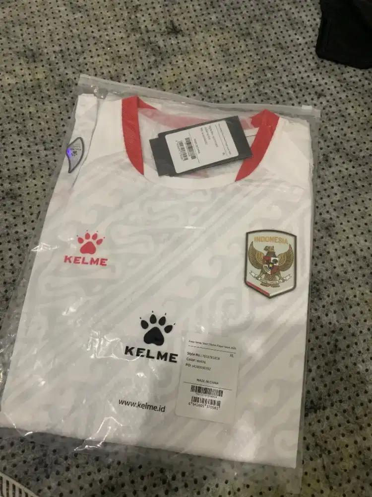 Jersey Timnas Player issue (Kelme)