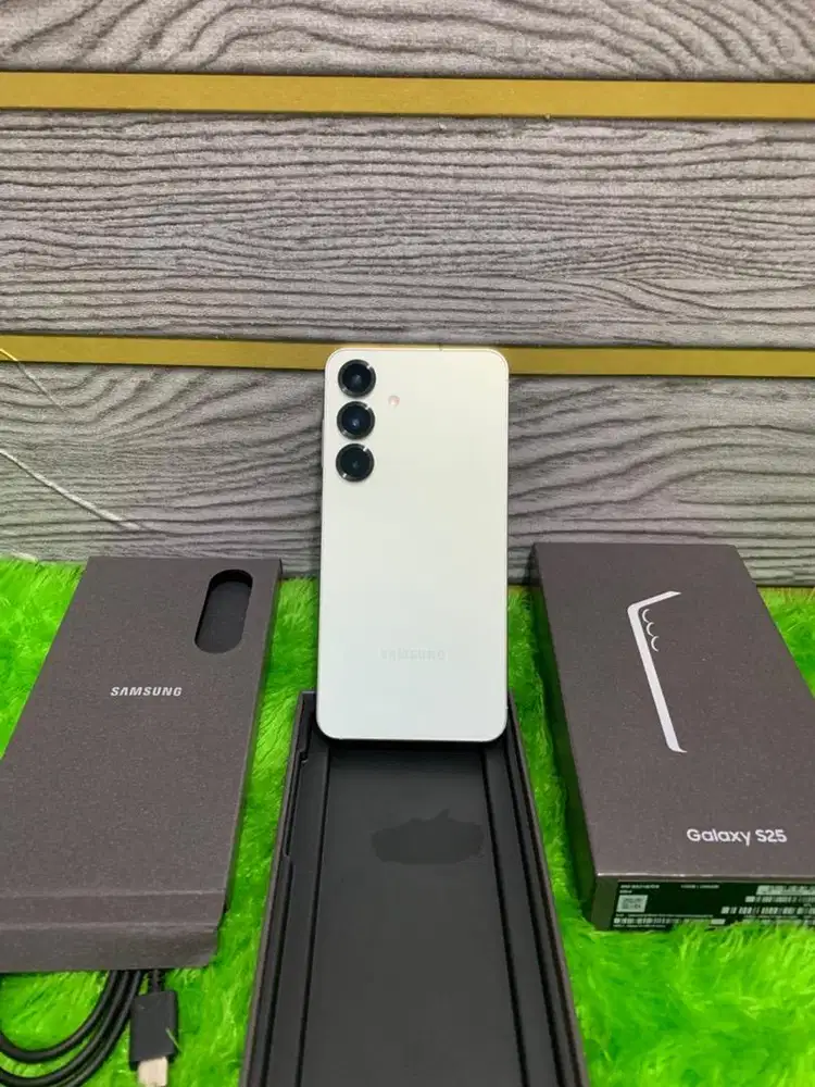 Samsung S25 12/256Gb Fullset