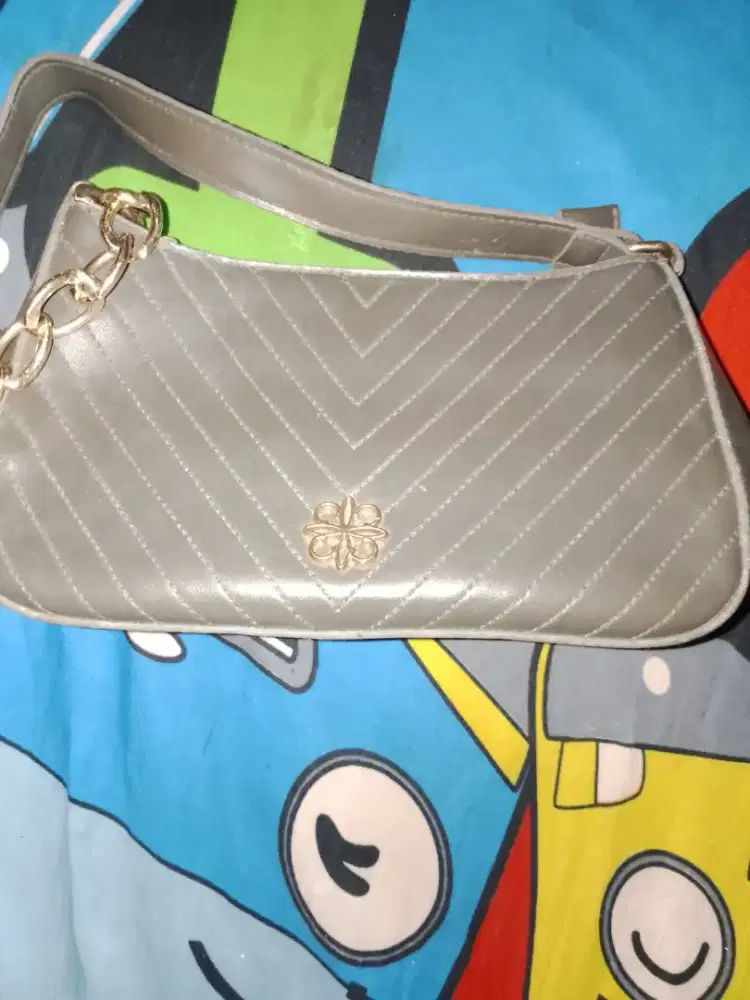 Tas bekas bagus