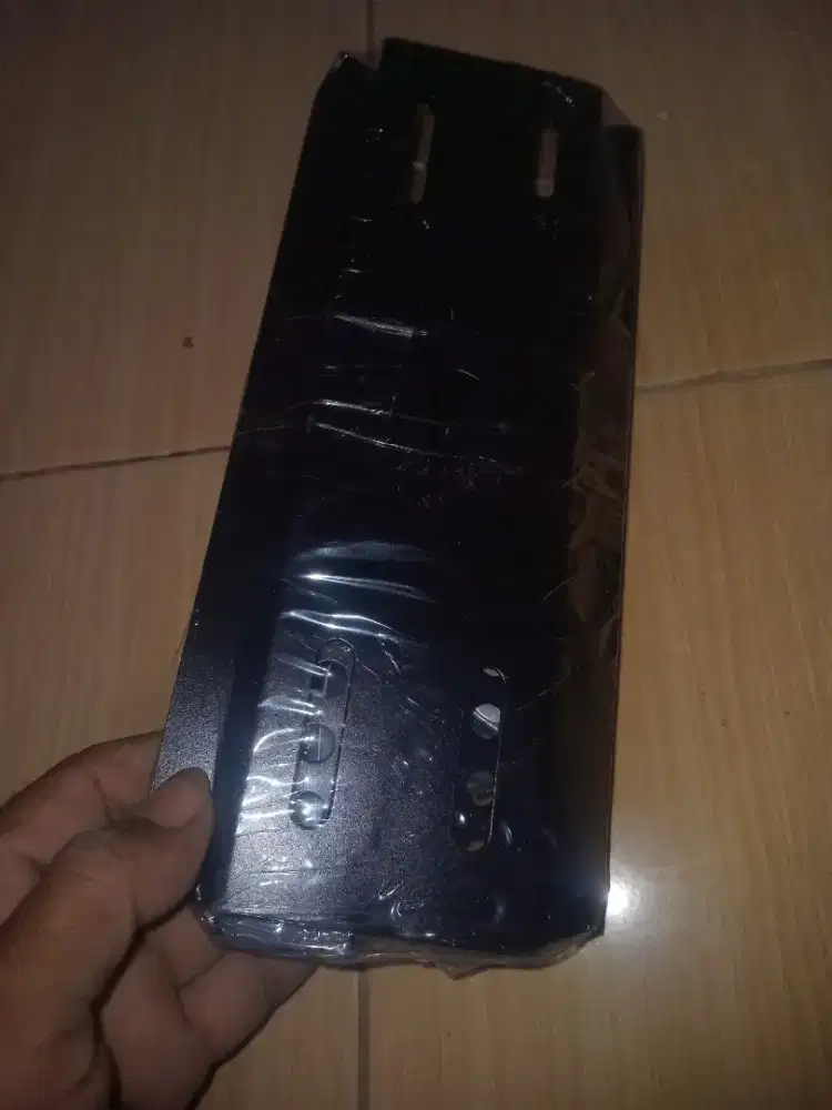 Breacket televisi u/ 32  masih segel
