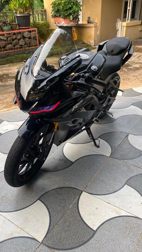 JUAL YAMAHA R15 2018 Lengkap