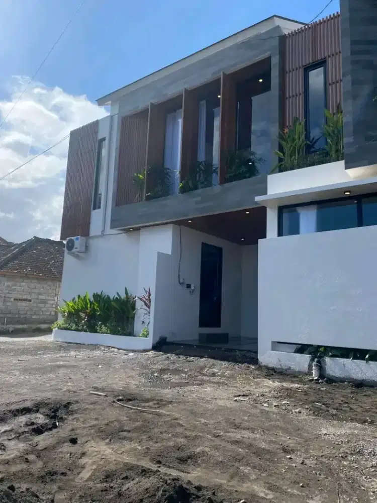 VILLA BARU LUXURY CANGGU PADONAN
