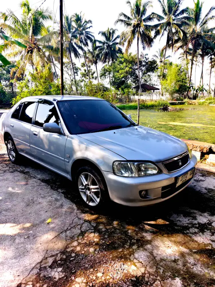 Honda city type z metik Vtec jual cepat thn 2002