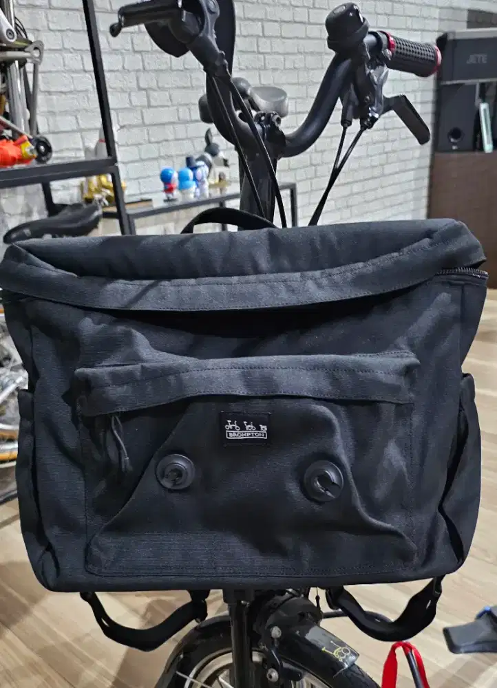 Tas Brompton Metro Backpack Medium In Black Original 100%