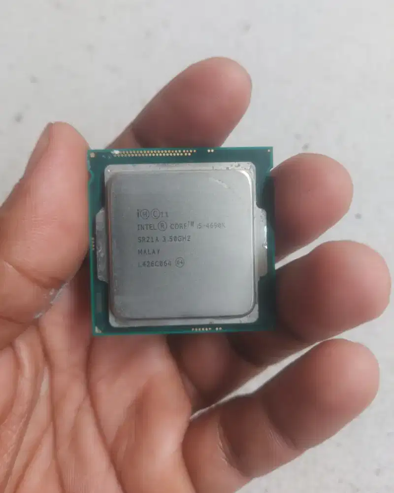 Prosesor / cpu i5 4690k gen 4 seri tertinggi