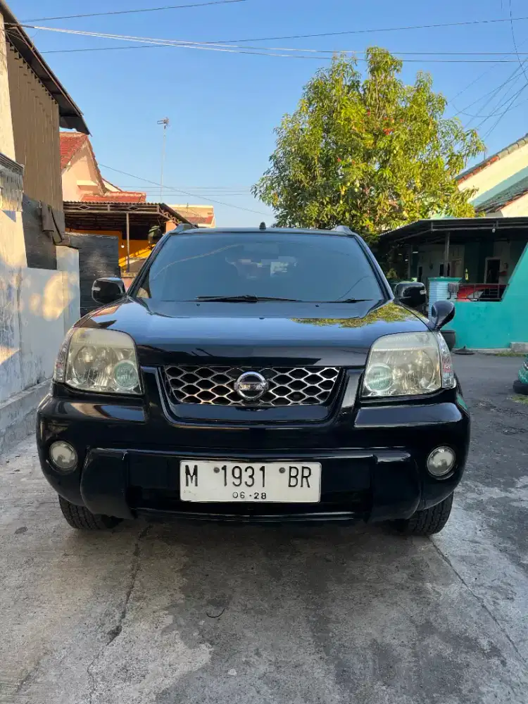 Jual Nissan Xtrail ST AT 2004 Simpanan