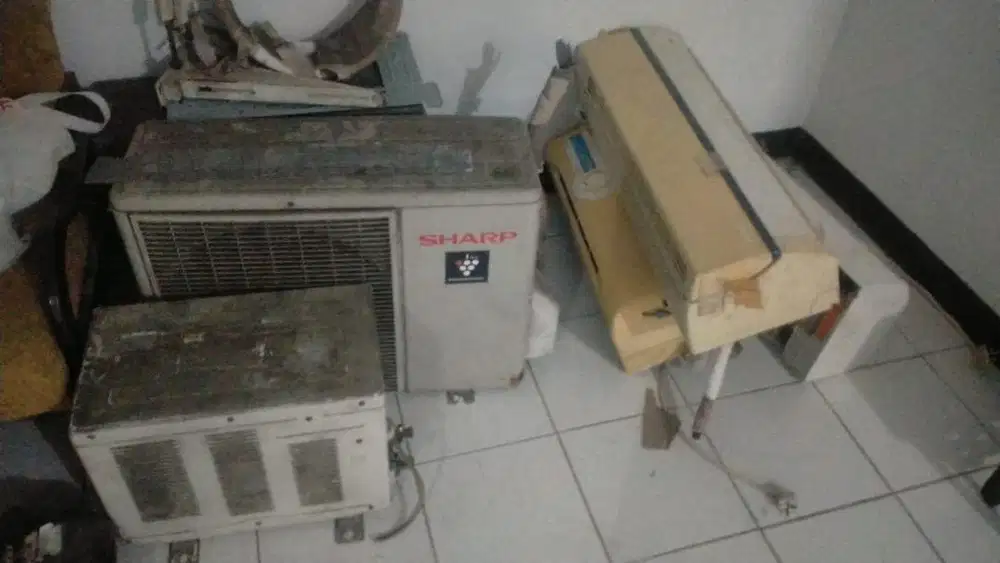Terima ac bekas mati rusak